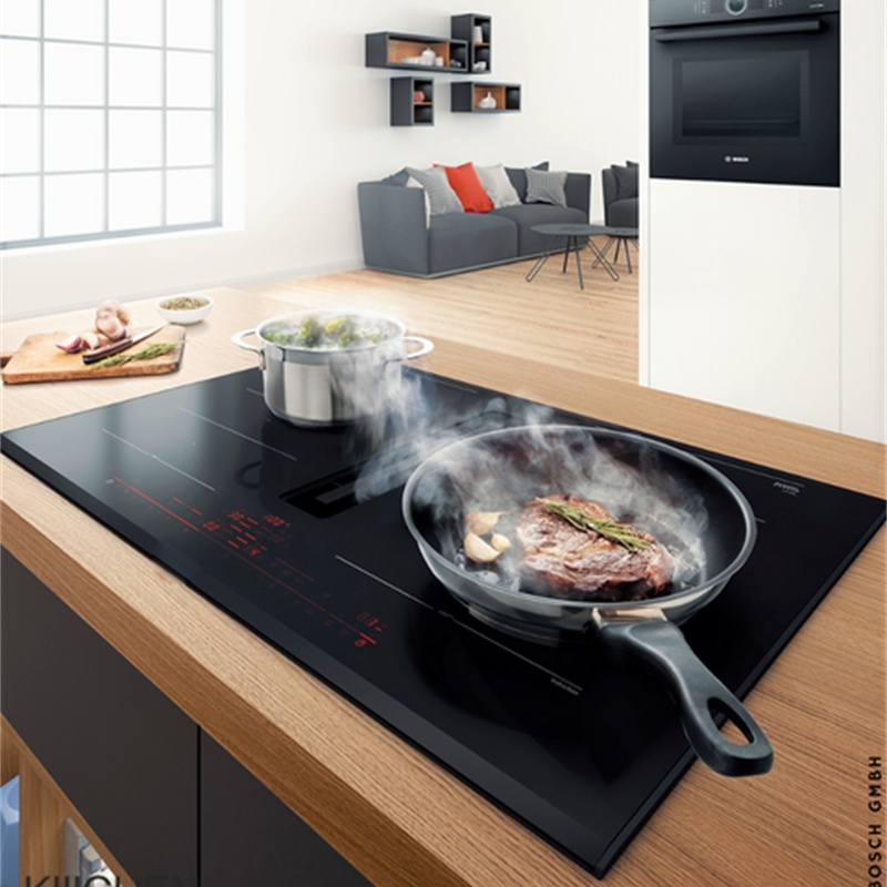 Horno electromagnético con campana extractora integrada